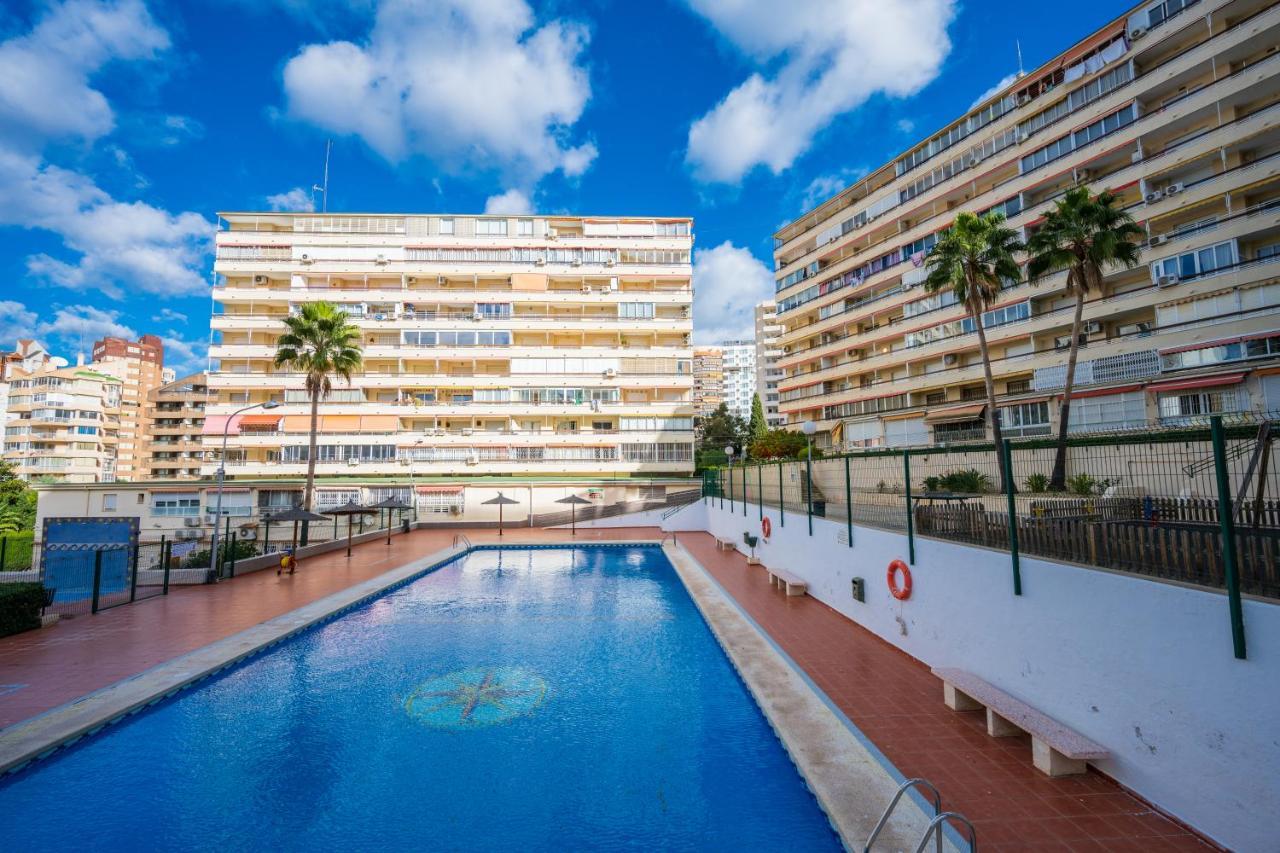 Beautiful 2 Bedroom In Parque Loix 3 Minutes Walk To The Beach Benidorm Exterior foto